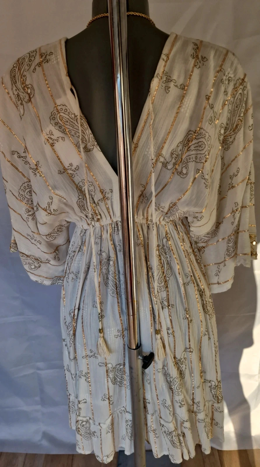 Robe bohème blanche et dorée – détails brodés – taille 36/38 – photo 15
